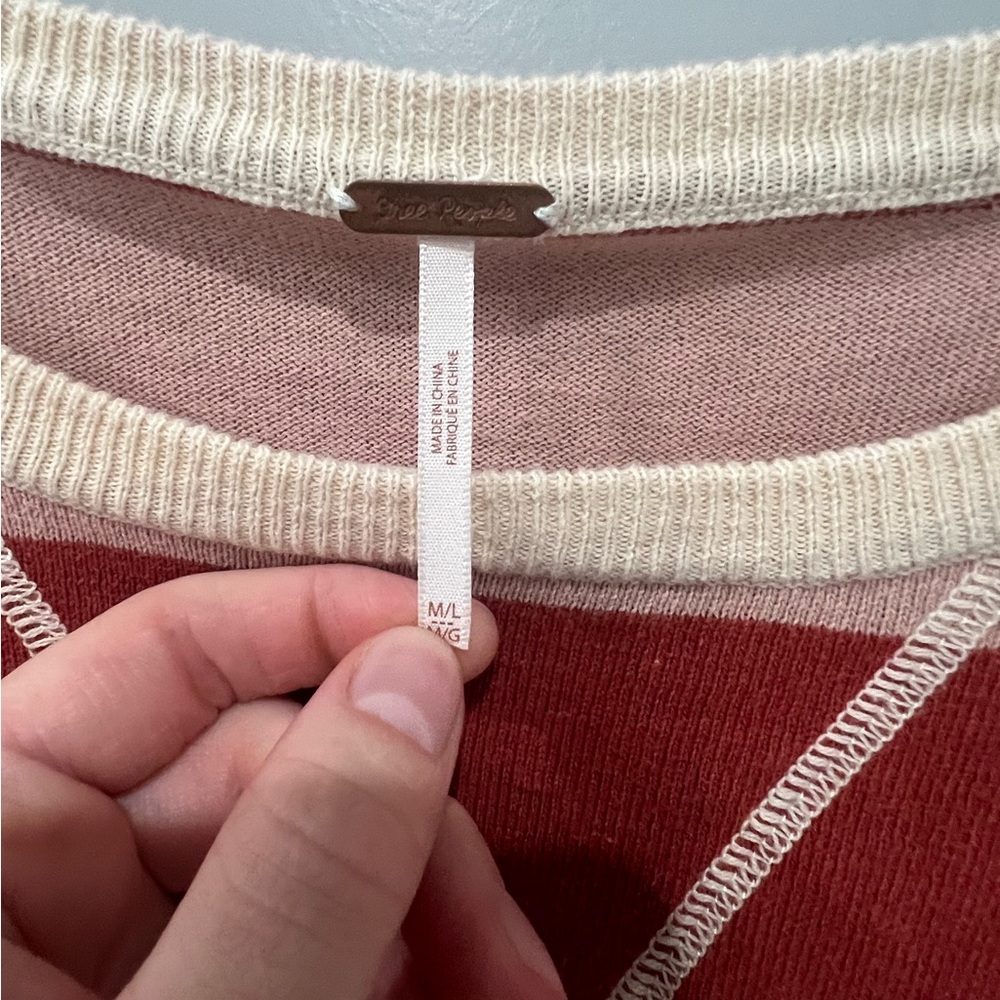 Sweater - Picture 2 of 3